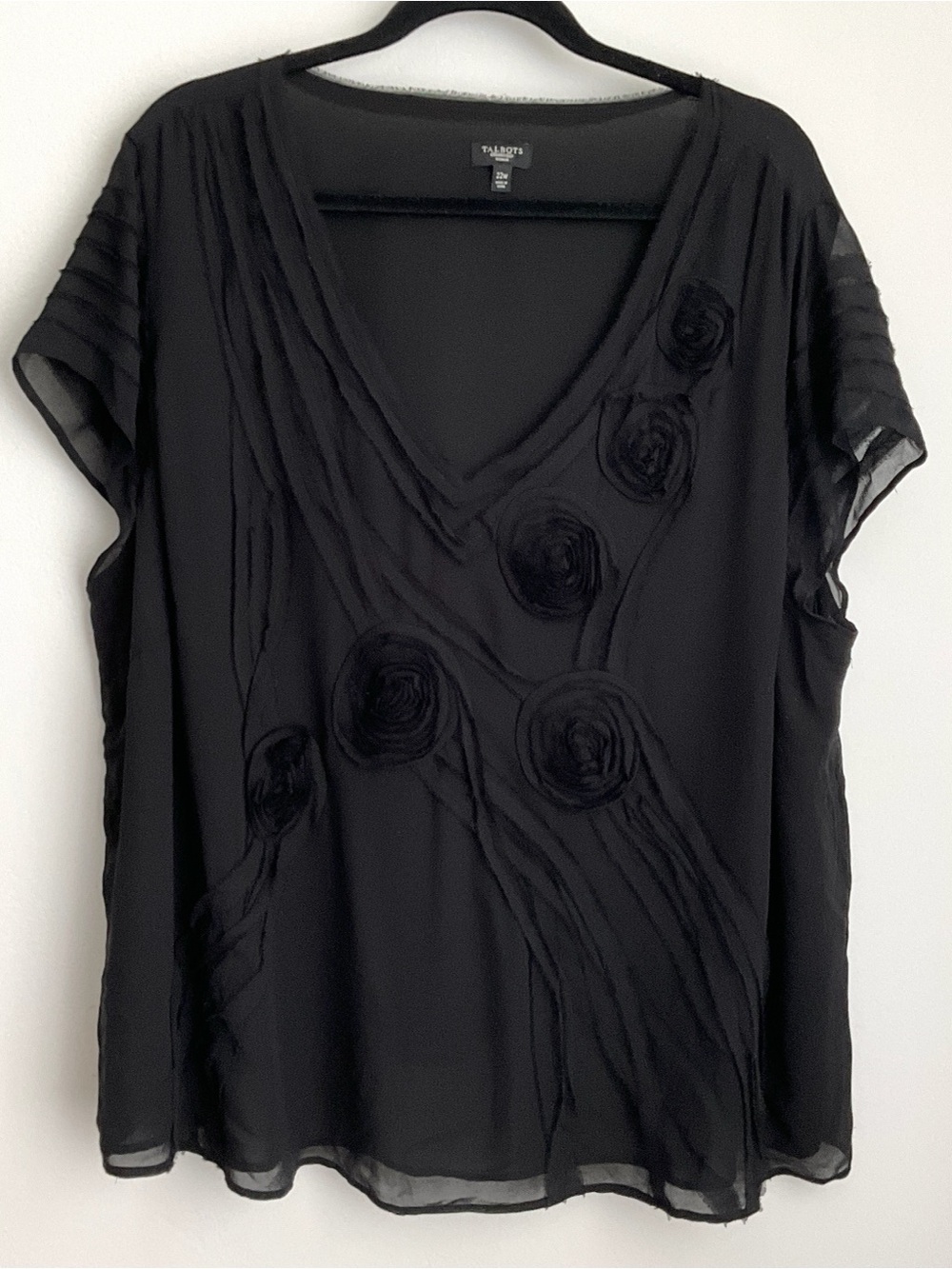 Talbots 22 W Black V-Neck Rosette Design Short Sleeve Blouse 100% Silk
